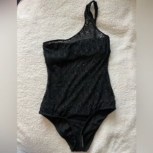 Bisou Bisou NWT lace one piece one shoulder bathing suit